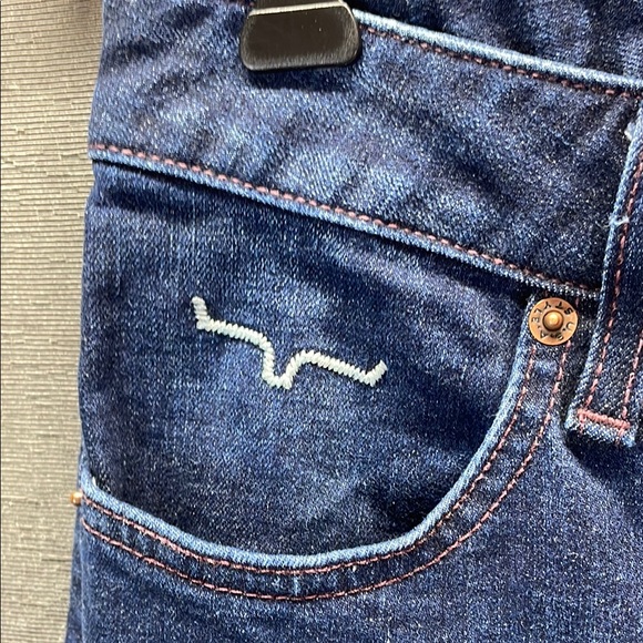 Audrey Classic Denim Flare Jeans - Picture 5 of 10